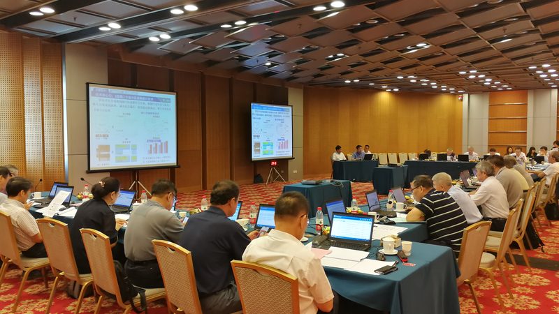 注塑机批发价格：揭秘影响价格的关键因素